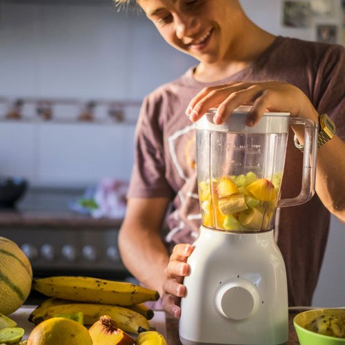 What Can You (and Can’t) Eat After Wisdom Teeth Removal?